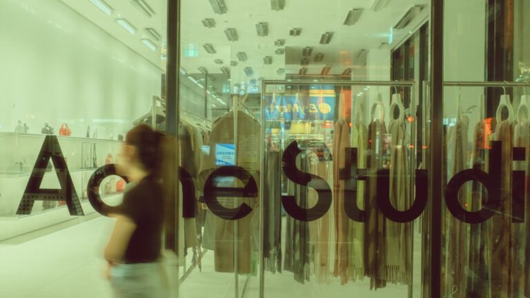 Totul despre programul Erasmus+: Cum să studiezi în străinătate