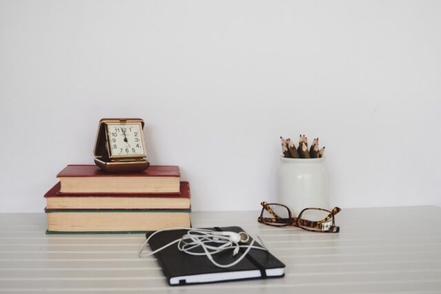 Photo study space organization
