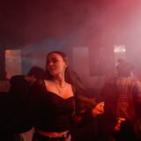 Cum se organizează un bal al bobocilor reușit, pas cu pas